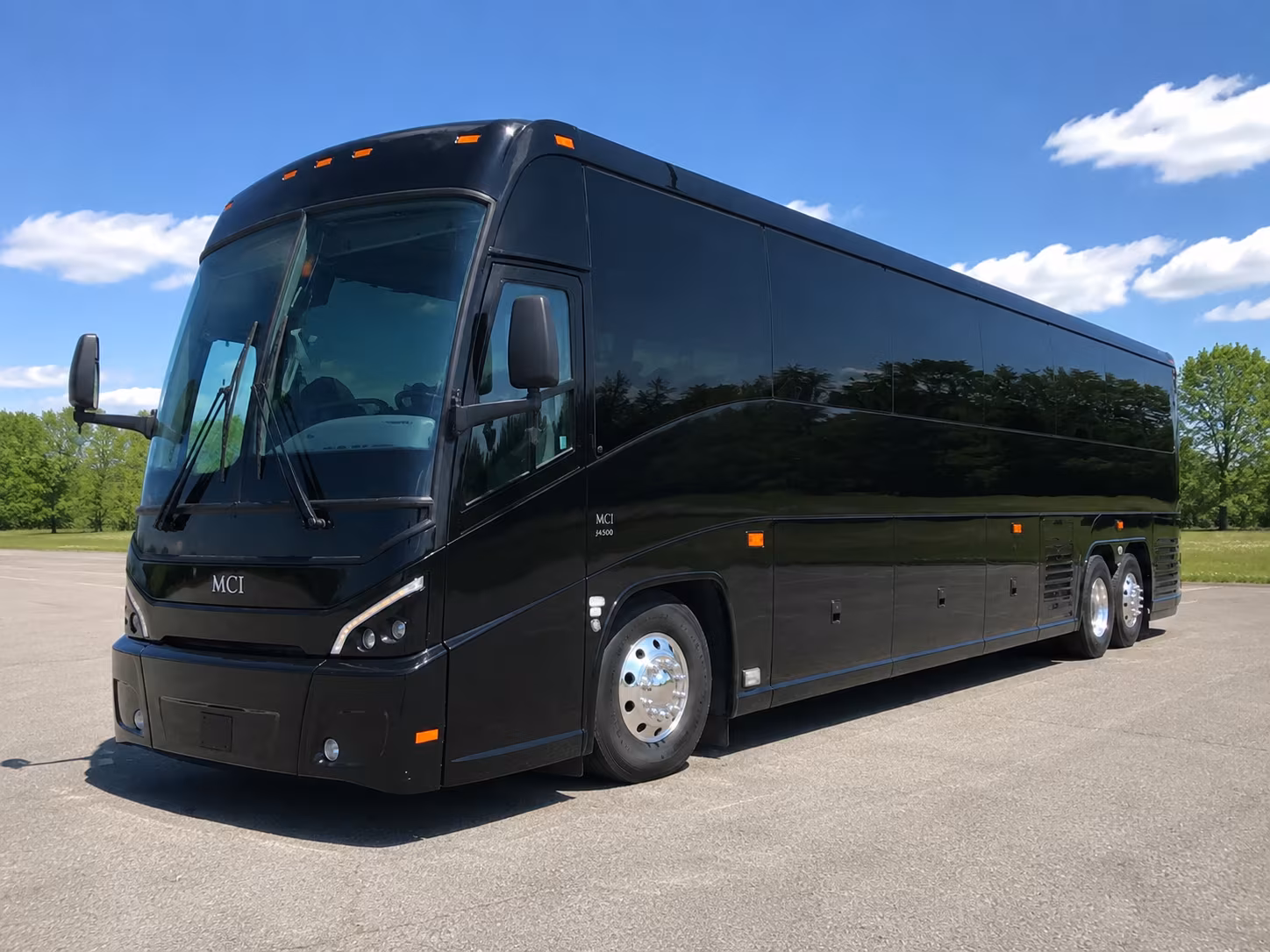 bus rental services for veterans events and ceremonies in new bedford