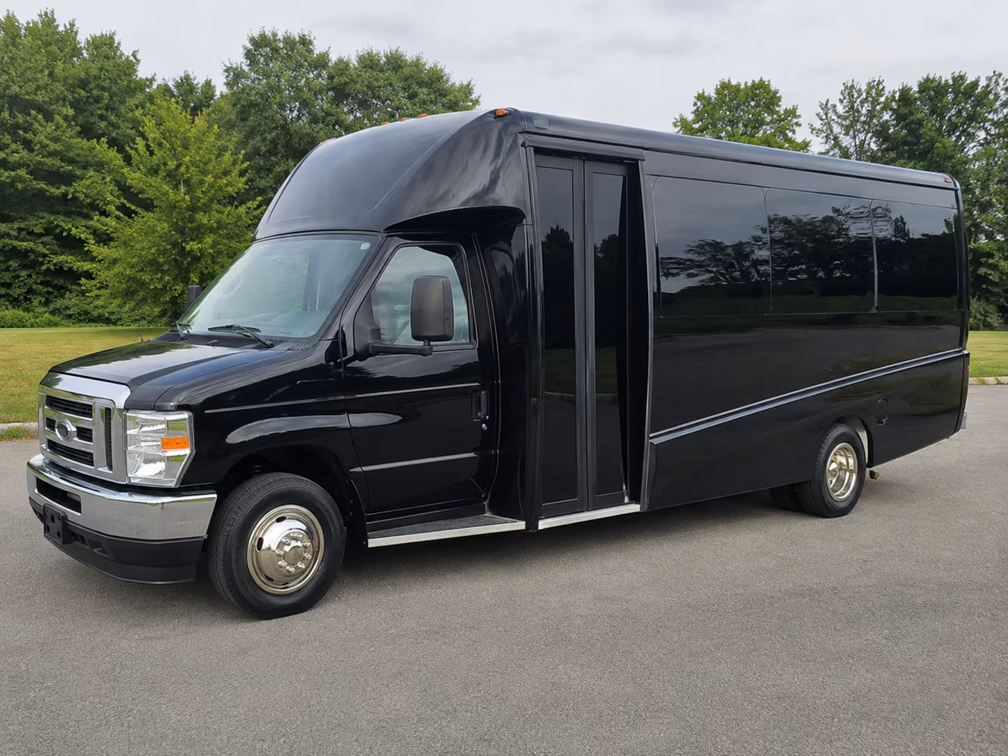 buses for new bedford science and nature field trips along the southcoast