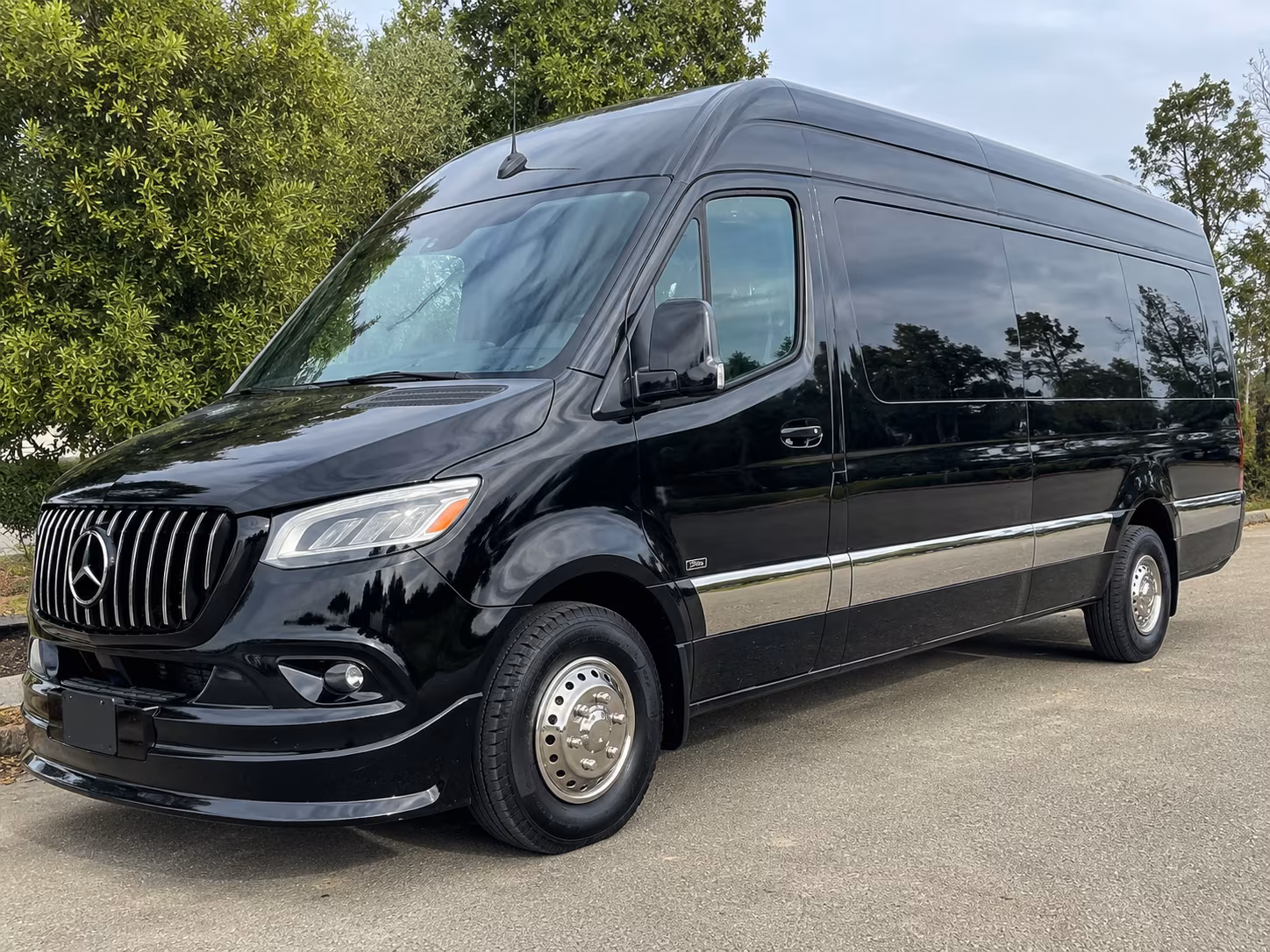 new bedford sprinter limousine